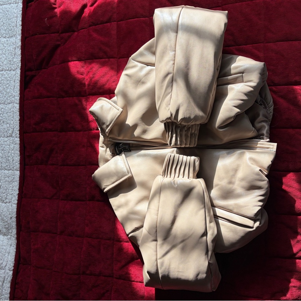 Forever 21 Beige Satin Lined Jacket